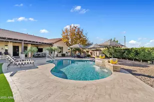 6694 S Sinova Ave, Gilbert, AZ 85298 - Photo 4