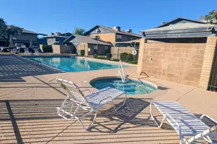 286 W Palomino Dr, Chandler, AZ 85225 - Photo 22