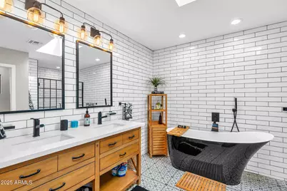 4402 E Turney Avenue, Phoenix, AZ 85018 - Photo 22