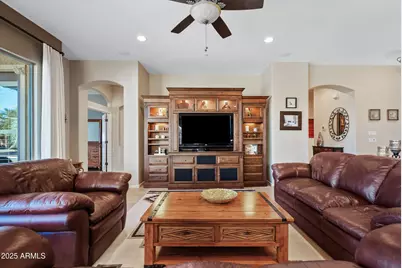 6805 S Rachael Way, Gilbert, AZ 85298 - Photo 8