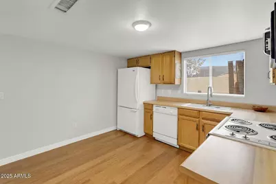 2812 E Concho Avenue, Mesa, AZ 85204 - Photo 4