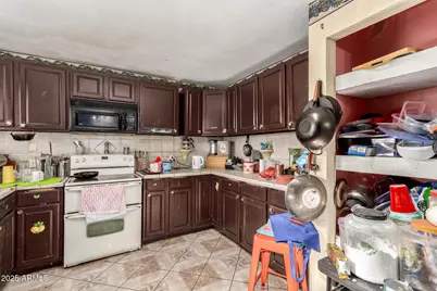 4025 N 59th Drive, Phoenix, AZ 85033 - Photo 10