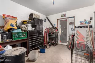 4025 N 59th Dr, Phoenix, AZ 85033 - Photo 22