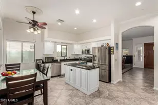 8912 N 15th Ln, Phoenix, AZ 85021 - Photo 12