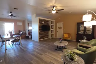 9054 W Tinajas Dr, Arizona City, AZ 85123 - Photo 4