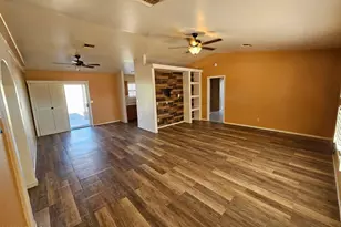 9054 W Tinajas Dr, Arizona City, AZ 85123 - Photo 12