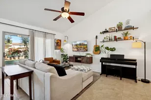 4706 E Winston Dr, Phoenix, AZ 85044 - Photo 8