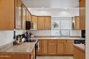 4706 E Winston Dr, Phoenix, AZ 85044 - Photo 12