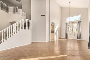 135 N 119th Dr, Avondale, AZ 85323 - Photo 4