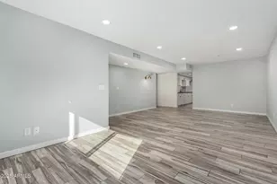 682 W Gail Dr, Chandler, AZ 85225 - Photo 10