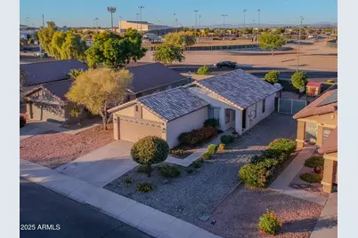 14938 W Caribbean Lane, Surprise, AZ 85379 - Photo 6