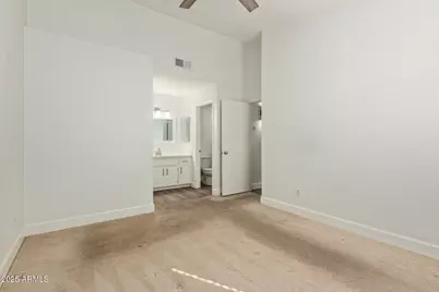 1833 E Sandra Terrace, Phoenix, AZ 85022 - Photo 14