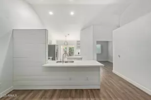 1833 E Sandra Terrace, Phoenix, AZ 85022 - Photo 8