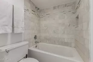 5136 N 31st Pl, Phoenix, AZ 85016 - Photo 12