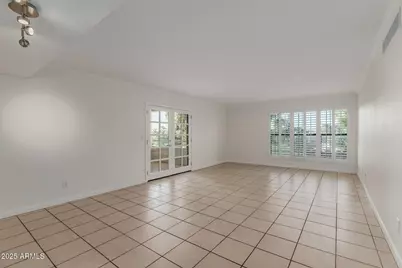 5136 N 31st Place #634, Phoenix, AZ 85016 - Photo 8