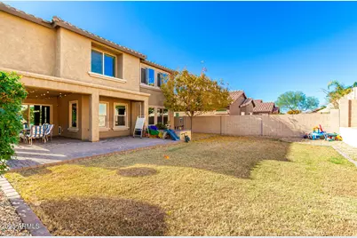 10752 W Desert Elm Lane, Peoria, AZ 85383 - Photo 12