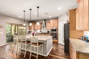 10752 W Desert Elm Ln, Peoria, AZ 85383 - Photo 8