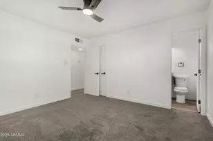 3426 W Glenn Dr, Phoenix, AZ 85051 - Photo 24