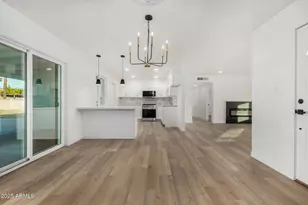 3426 W Glenn Dr, Phoenix, AZ 85051 - Photo 12