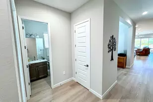 21622 N 58th St, Phoenix, AZ 85054 - Photo 12