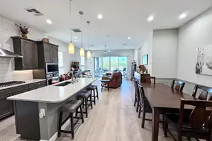 21622 N 58th St, Phoenix, AZ 85054 - Photo 8