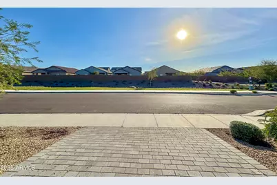 21622 N 58th Street, Phoenix, AZ 85054 - Photo 20