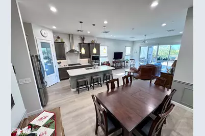 21622 N 58th Street, Phoenix, AZ 85054 - Photo 10