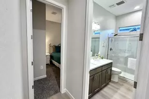 21622 N 58th St, Phoenix, AZ 85054 - Photo 28