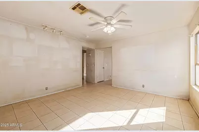 16501 N 157th Avenue, Surprise, AZ 85374 - Photo 14