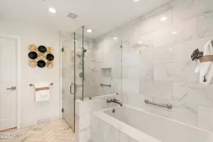 7955 E Chaparral Rd, Scottsdale, AZ 85250 - Photo 24