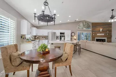 8695 E Charter Oak Drive, Scottsdale, AZ 85260 - Photo 10