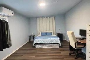 5617 N 38th Dr, Phoenix, AZ 85019 - Photo 8