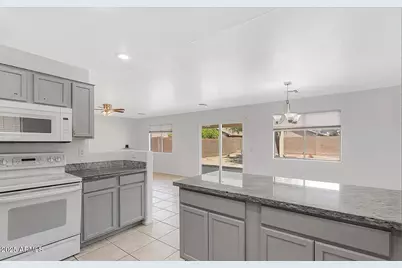 42538 W Sunland Drive, Maricopa, AZ 85138 - Photo 6
