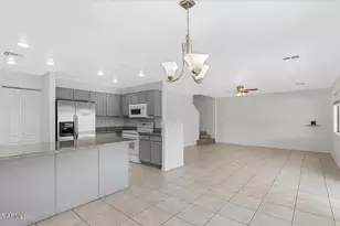 42538 W Sunland Dr, Maricopa, AZ 85138 - Photo 4