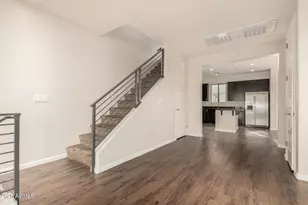 2090 S Dorsey Ln, Tempe, AZ 85282 - Photo 6