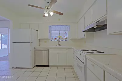 147 N 61st Way, Mesa, AZ 85205 - Photo 8