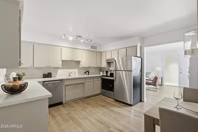 4102 E Calle Redonda -- #43, Phoenix, AZ 85018 - Photo 8