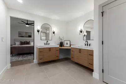 6118 E Blanche Drive, Scottsdale, AZ 85254 - Photo 2