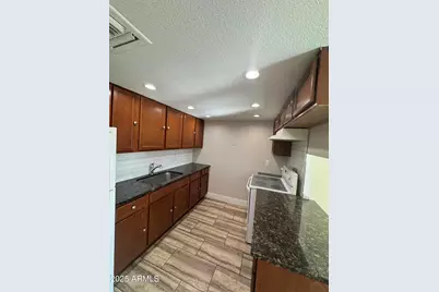 6814 N 35th Avenue #D, Phoenix, AZ 85017 - Photo 6