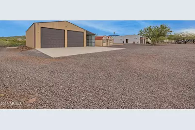 1540 E Circle Mountain Road, New River, AZ 85087 - Photo 22