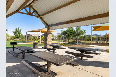 32960 N Vineyard Avenue, San Tan Valley, AZ 85143 - Photo 28