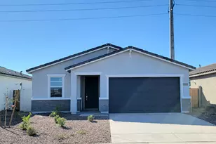 32960 N Vineyard Ave, San Tan Valley, AZ 85143 - Photo 2