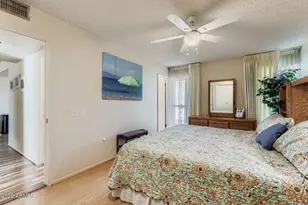 9524 W Greenway Rd, Sun City, AZ 85351 - Photo 8