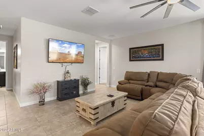 37750 W San Alvarez Avenue, Maricopa, AZ 85138 - Photo 12