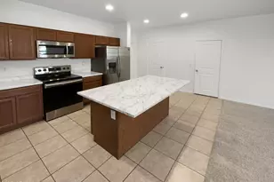 7761 W Bonitos Dr, Phoenix, AZ 85035 - Photo 10