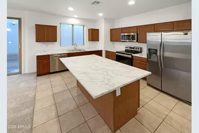 7761 W Bonitos Drive, Phoenix, AZ 85035 - Photo 2