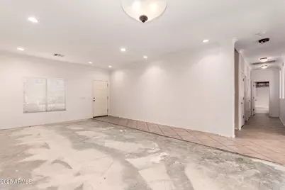 15221 W Cortez Street, Surprise, AZ 85379 - Photo 10