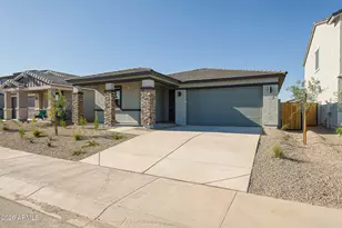 17976 W Creedance Blvd, Surprise, AZ 85387 - Photo 2