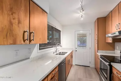 1718 E Gaylon Drive, Tempe, AZ 85282 - Photo 8