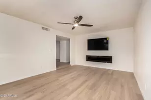 1718 E Gaylon Dr, Tempe, AZ 85282 - Photo 4